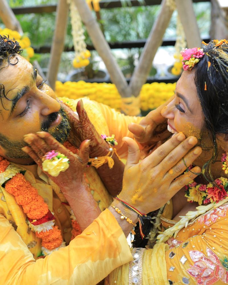 ramya-pandian-and-suja-wedding-reception-photos